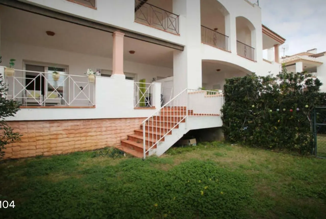 Apartamento Familiar Con Jardin Y Terraza Privada アルカイデサ アパート